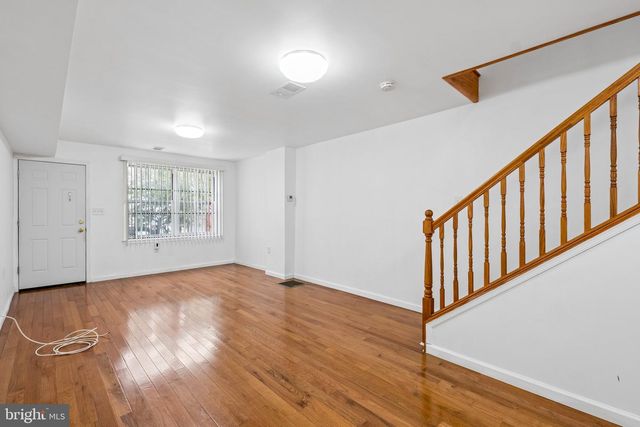 732 DICKINSON ST, Philadelphia, PA 19147