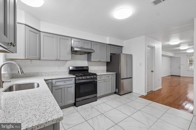 732 DICKINSON ST, Philadelphia, PA 19147