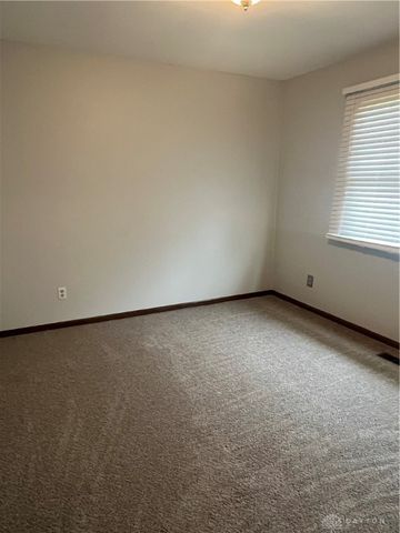 4220 Pleasanton Road, Englewood, OH 45322