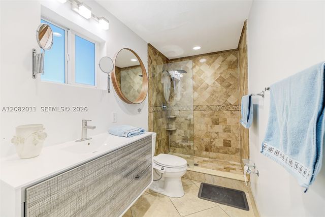 1718 NE 58th St, Fort Lauderdale, FL 33334