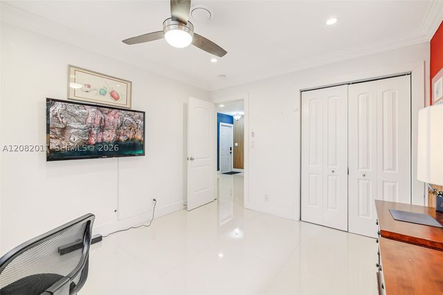 1718 NE 58th St, Fort Lauderdale, FL 33334