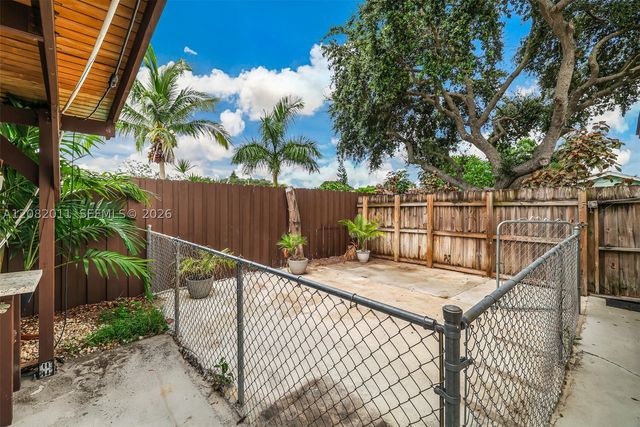 1718 NE 58th St, Fort Lauderdale, FL 33334