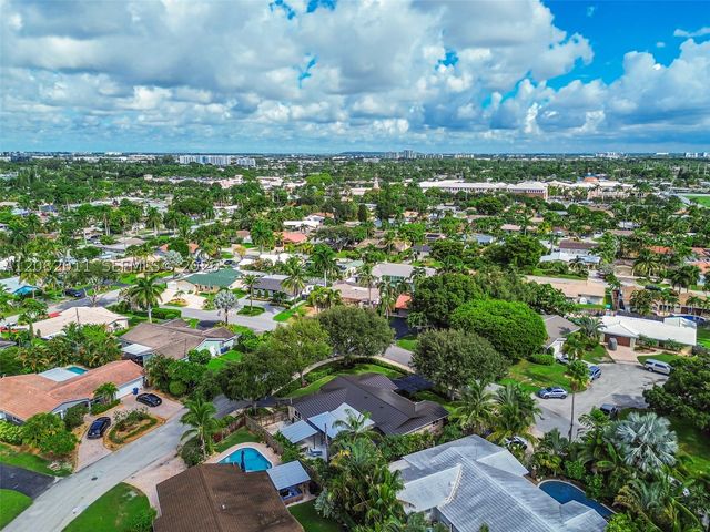 1718 NE 58th St, Fort Lauderdale, FL 33334