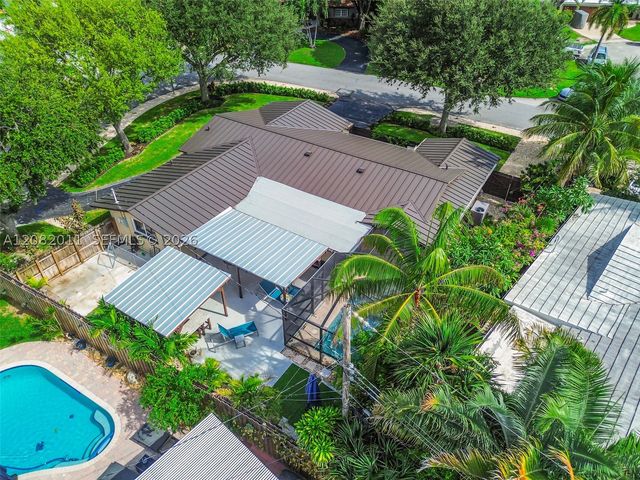 1718 NE 58th St, Fort Lauderdale, FL 33334