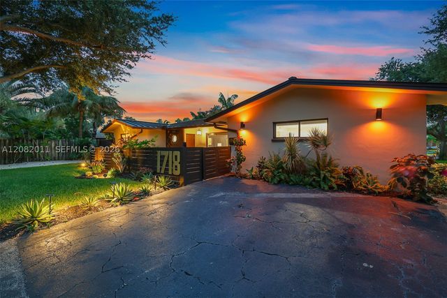 1718 NE 58th St, Fort Lauderdale, FL 33334