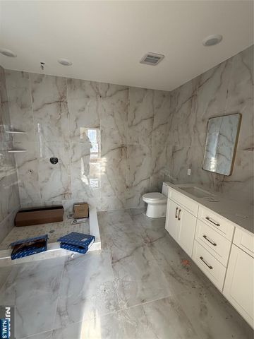 45 Lincoln Avenue, Cliffside Park, NJ 07010