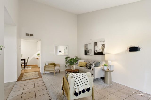 2033 Manet Pl, Davis, CA 95618