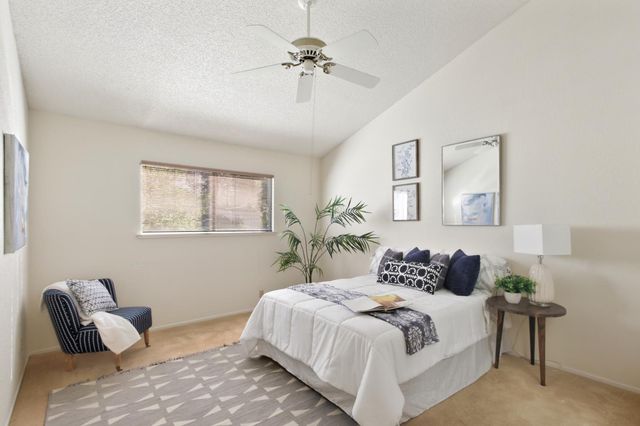 2033 Manet Pl, Davis, CA 95618