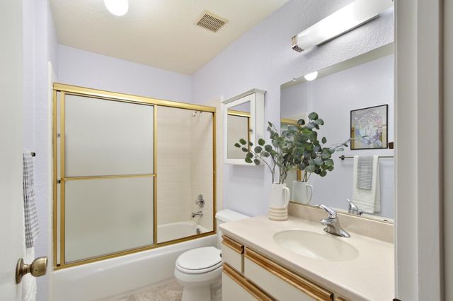 2033 Manet Pl, Davis, CA 95618