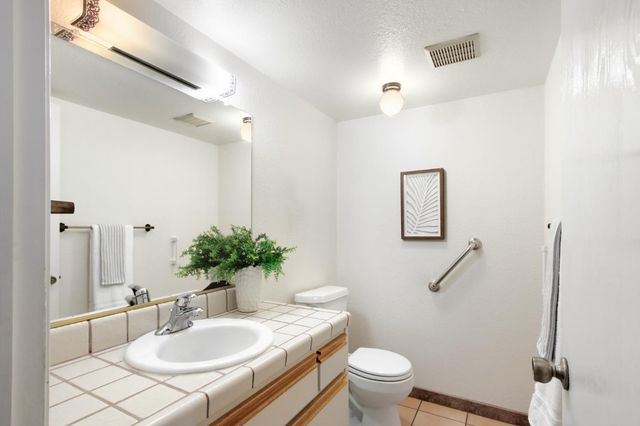 2033 Manet Pl, Davis, CA 95618