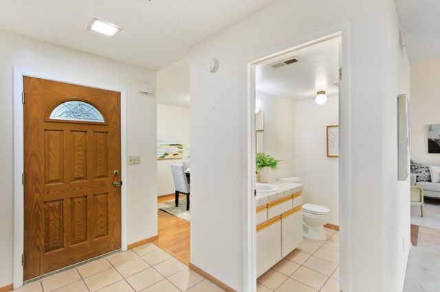 2033 Manet Pl, Davis, CA 95618