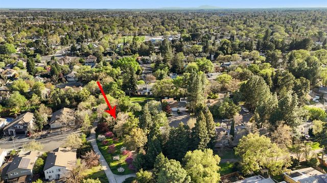 2033 Manet Pl, Davis, CA 95618