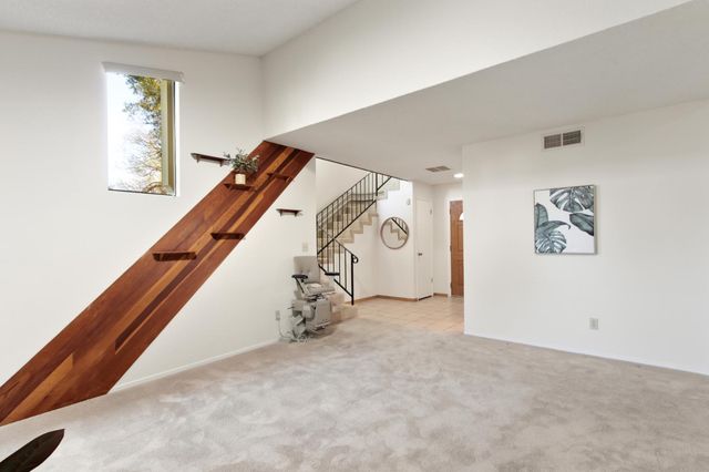 2033 Manet Pl, Davis, CA 95618