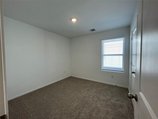 923 Moon Drop Lane, North Houston, TX 77090