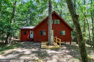 1156 TUCKAHOE TRL, Hedgesville, WV 25427