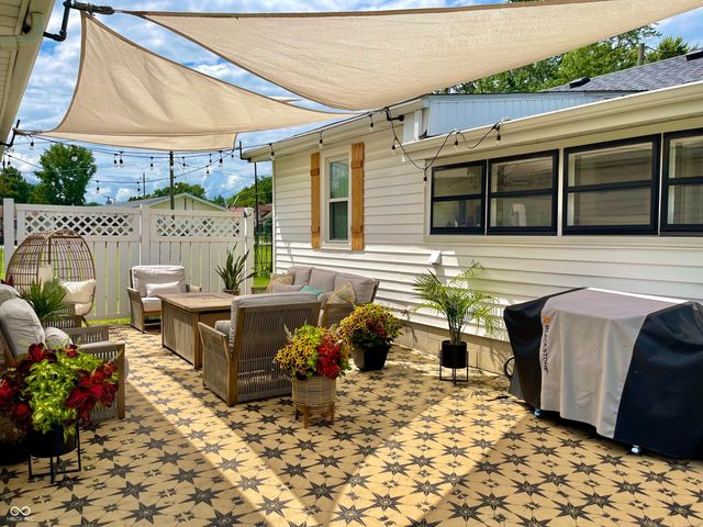 35 W Pray Street, Monrovia, IN 46157