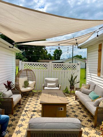 35 W Pray Street, Monrovia, IN 46157