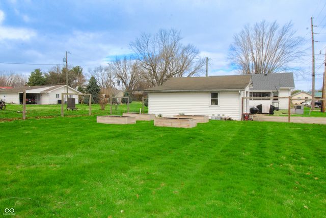 35 W Pray Street, Monrovia, IN 46157
