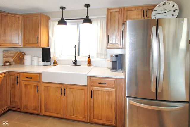 35 W Pray Street, Monrovia, IN 46157