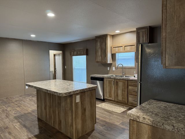 118 Bluffview Drive, Knollwood, TX 75092