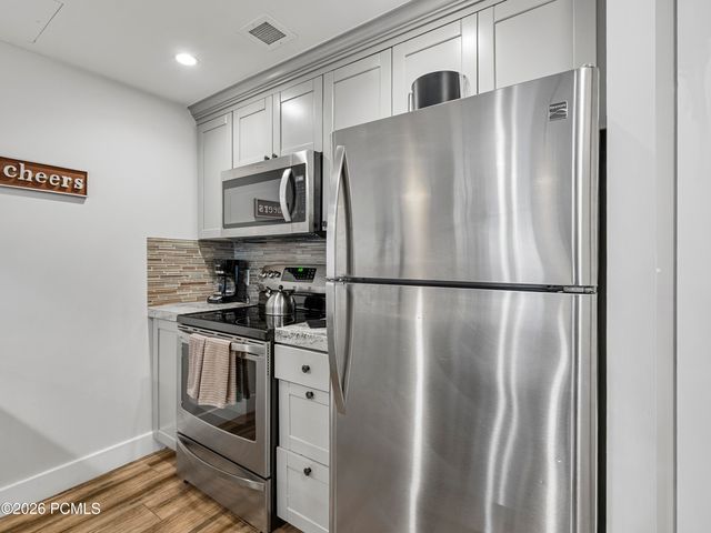 3720 N Sundial Court C105, Park City, UT 84098