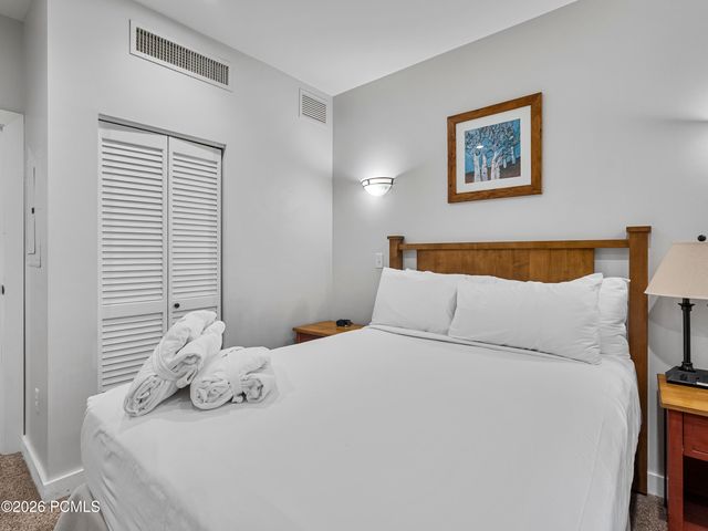 3720 N Sundial Court C105, Park City, UT 84098