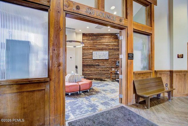 3720 N Sundial Court C105, Park City, UT 84098