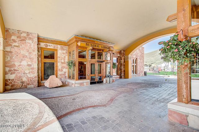 3720 N Sundial Court C105, Park City, UT 84098