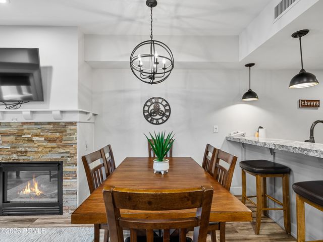 3720 N Sundial Court C105, Park City, UT 84098