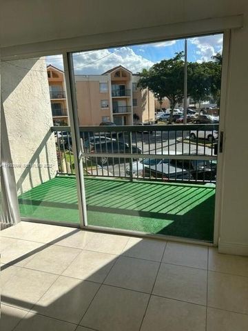 6292 NW 186th St 214, Hialeah, FL 33015