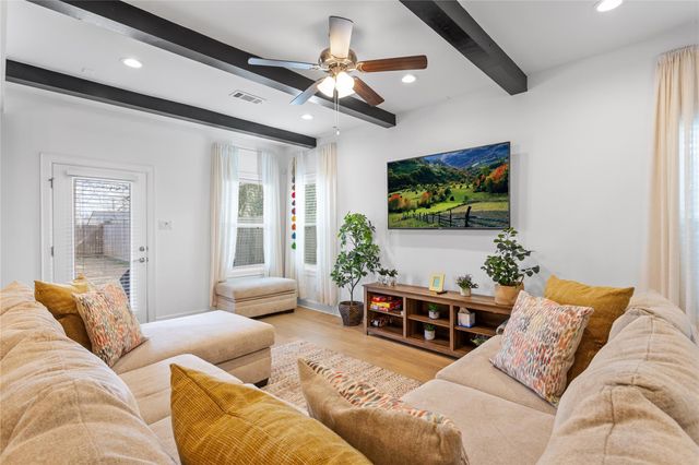 9215 Noel Street, Houston, TX 77033