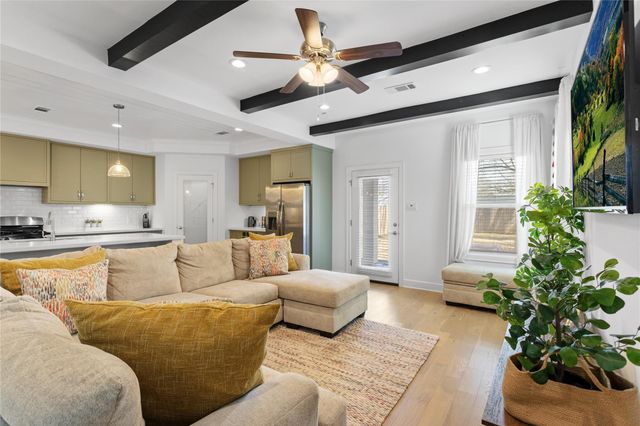 9215 Noel Street, Houston, TX 77033