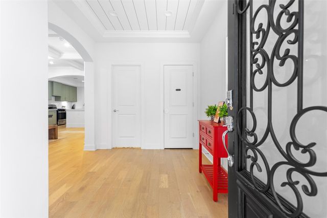 9215 Noel Street, Houston, TX 77033