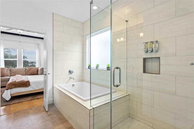 9215 Noel Street, Houston, TX 77033