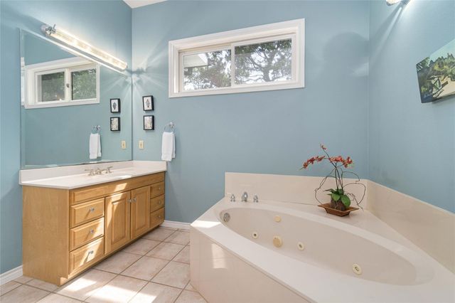 2102 Paisano RD, Austin, TX 78746