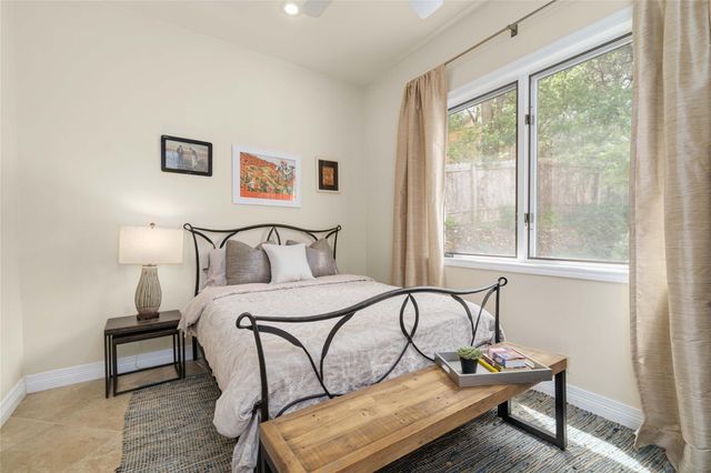 2102 Paisano RD, Austin, TX 78746