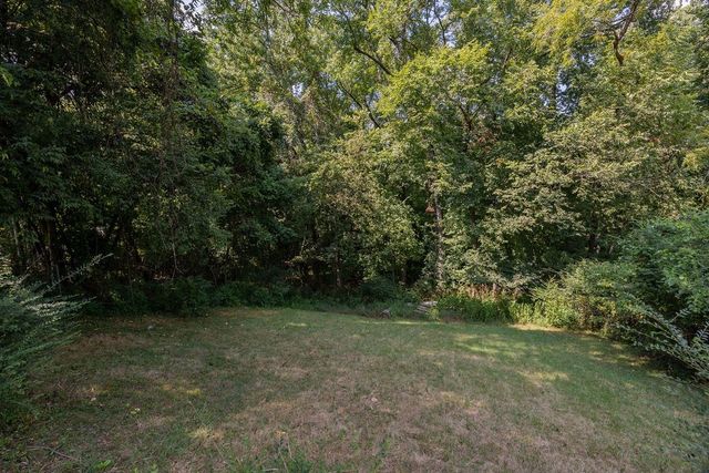 711 Monroe St, Clarksville, TN 37040