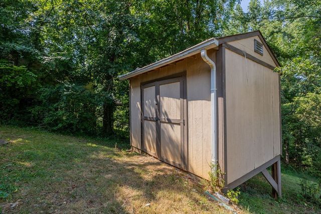 711 Monroe St, Clarksville, TN 37040