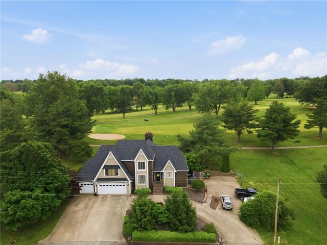 1303 Shirkey Avenue, Richmond, MO 64085
