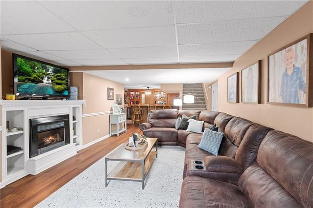 1303 Shirkey Avenue, Richmond, MO 64085