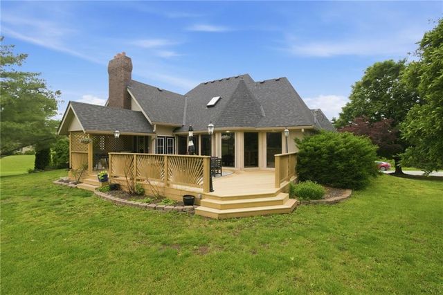 1303 Shirkey Avenue, Richmond, MO 64085