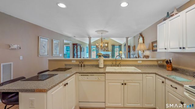 123 Louis Hill Road 123, Newtown, CT 06482