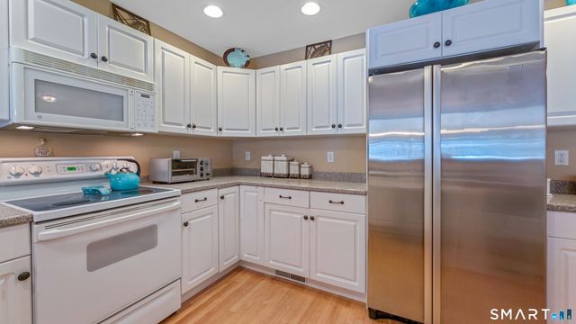 123 Louis Hill Road 123, Newtown, CT 06482