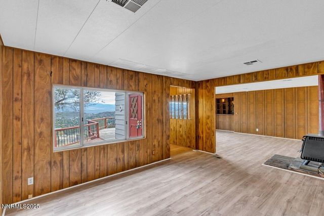 1211 Slate Road, Topaz Ranch Estates, NV 89444