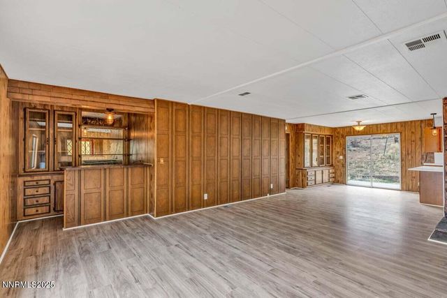 1211 Slate Road, Topaz Ranch Estates, NV 89444