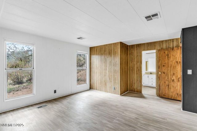 1211 Slate Road, Topaz Ranch Estates, NV 89444