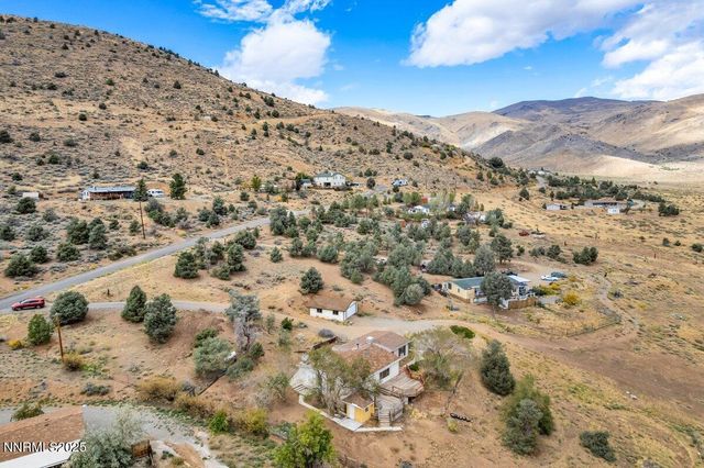 1211 Slate Road, Topaz Ranch Estates, NV 89444