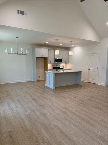 106 Live Oak Lane, Carrollton, GA 30117