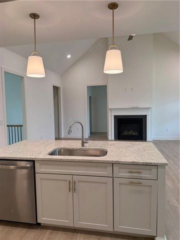 106 Live Oak Lane, Carrollton, GA 30117