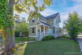 36 W 18th Street, Holland, MI 49423
